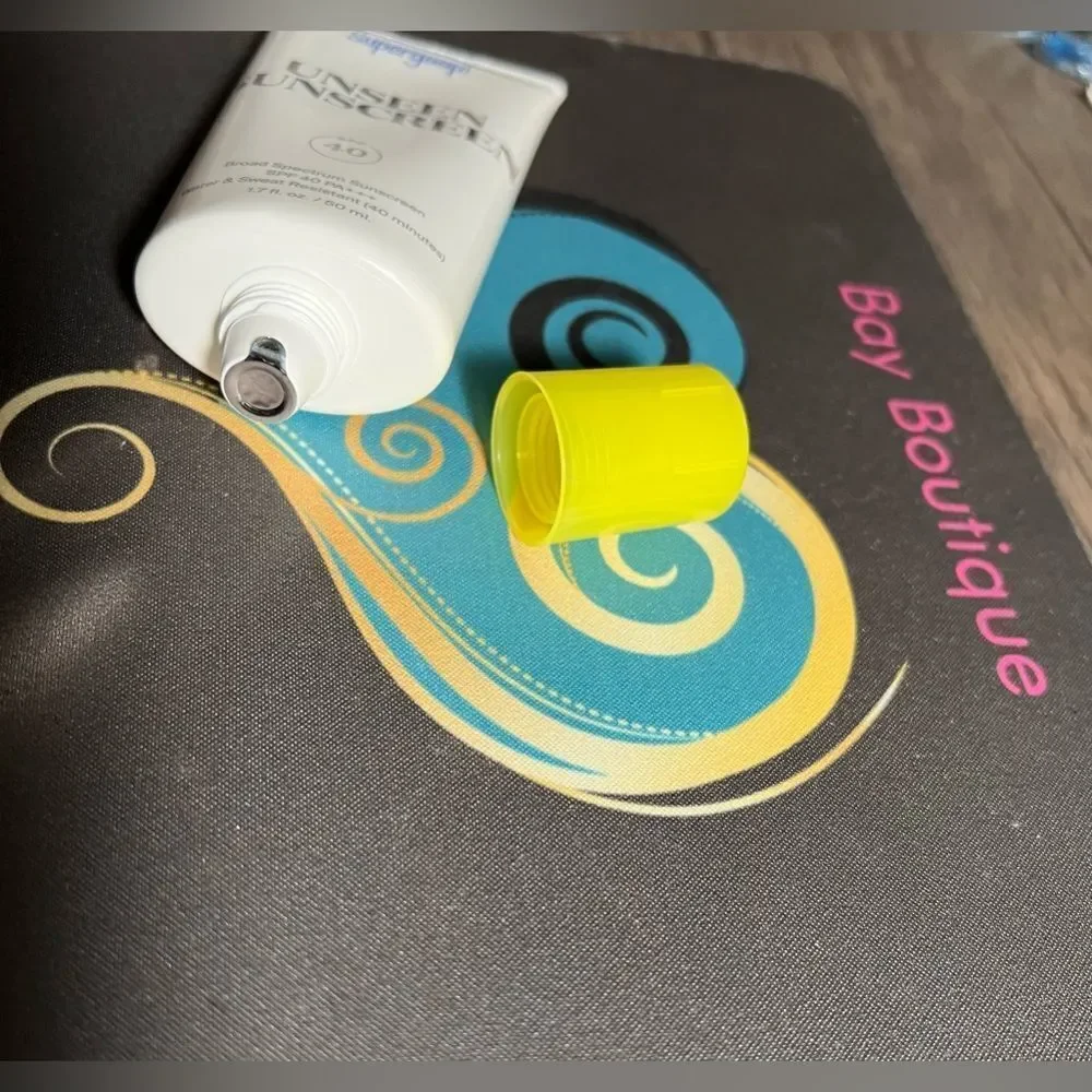 Supergoop Unseen Sunscreen - Picture 9 of 9
